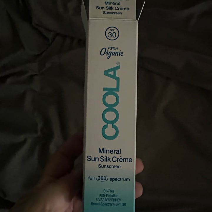 photo of Coola Coola Mineral Sun Silk Crème Sunscreen shared by @dlynn1921 on  29 Jul 2022 - review