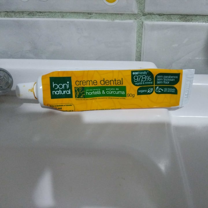 photo of Boni natural Creme Dental Curcuma Boni Natural shared by @ritaschimeneck on  17 Apr 2022 - review