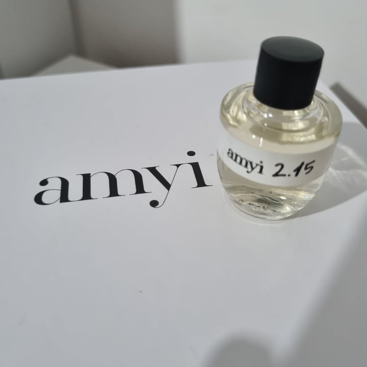 photo of amyi Perfume Amyi 2.15 shared by @isazanelatto on  11 May 2022 - review