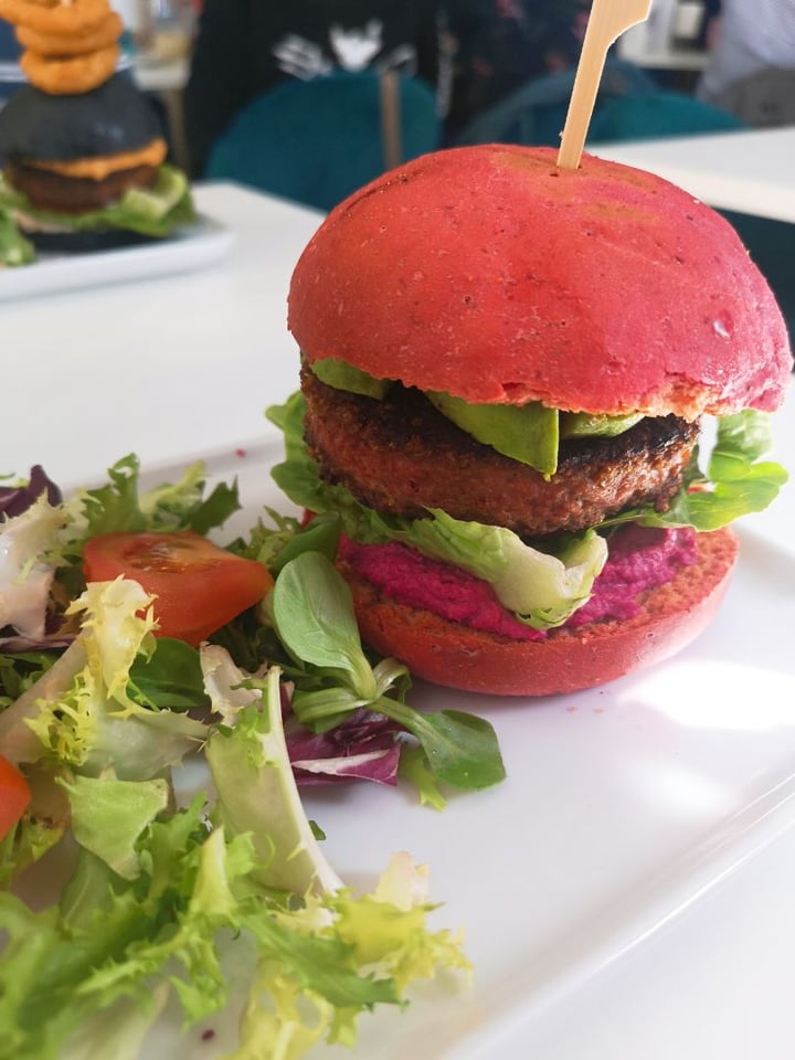 photo of Naked Bakery Pink Beyond burger shared by @squatsontoast on  17 May 2019 - review