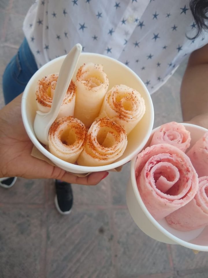 photo of Holly Roll Vegan Helado de frutas shared by @azulagunes on  22 Dec 2019 - review