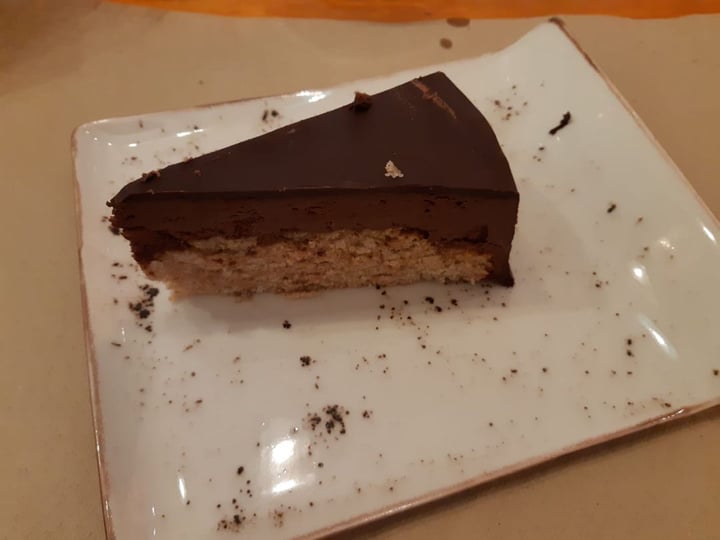 photo of Pizzi & Dixie Tarta ferrero rocher shared by @pablopal97 on  11 Jul 2019 - review
