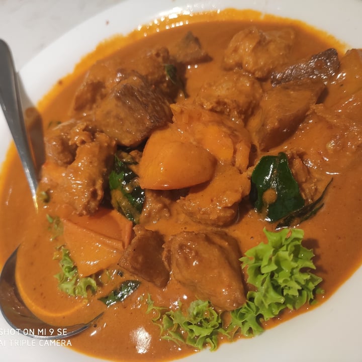 photo of Green on Earth Vegetarian Cafe Curry chicken shared by @juzm0i on  26 Oct 2020 - review
