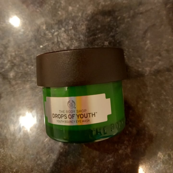 photo of The Body Shop Drops Of Youth™ Bouncy Sleeping Mask shared by @marivezza on  03 Mar 2022 - review