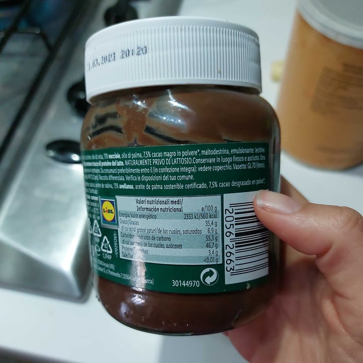 photo of Vemondo Hazelnut & Cocoa Spread shared by @carolaco on  01 Apr 2022 - review