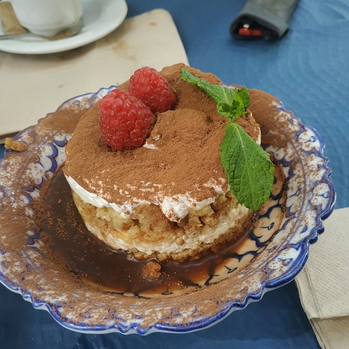 review photo of Hakuna Matata Veggie Vegamisú shared by @irenebaldrich on 30 Sep 2020 - review