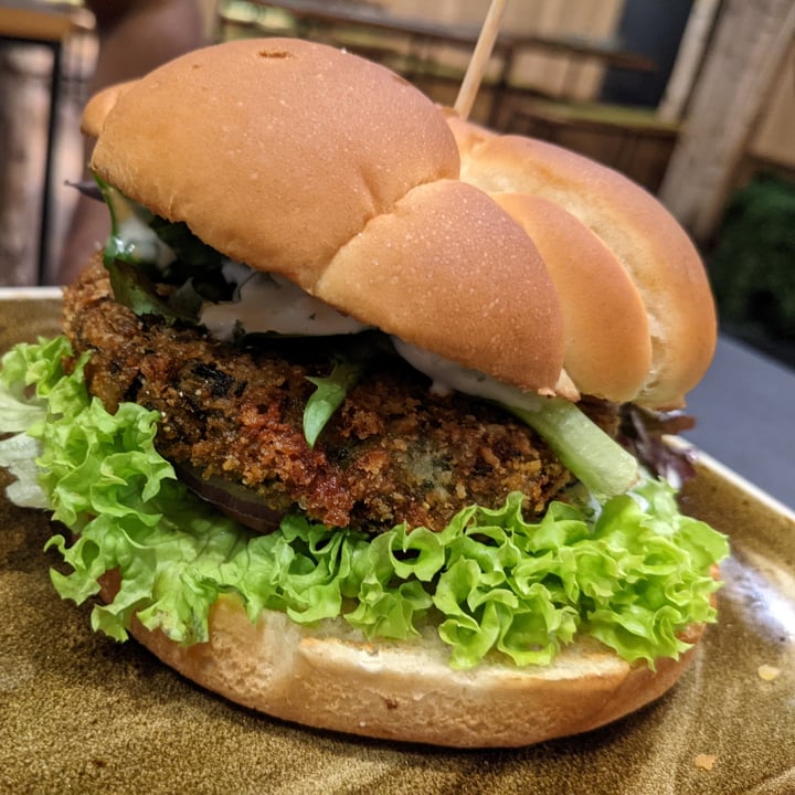 review photo of Hans Im Glück German Burgergrill Kutscher - Spicy Patty with grilled vegetable tartare & rocket leaves shared by @reddishdevil on 25 Dec 2020 - review