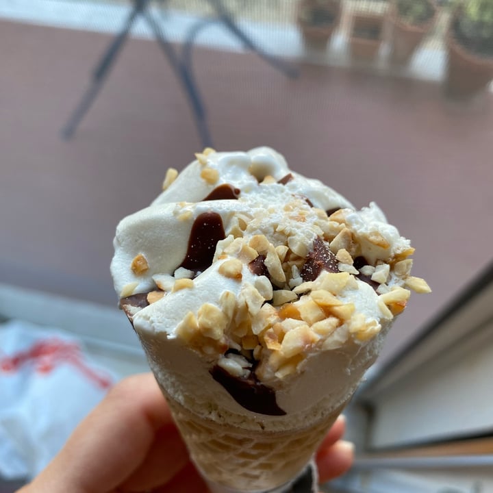 review photo of Valsoia Cono Gelato shared by @camibonaldi on 03 Aug 2022 - review
