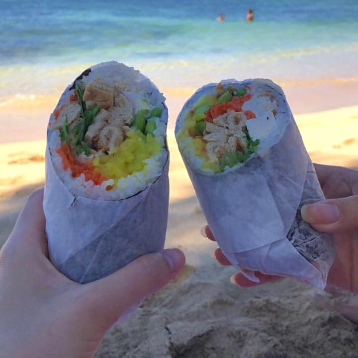 review photo of Up Roll Café Honolulu Inari Tofu shared by @ariaoreo on 30 Jun 2020 - review