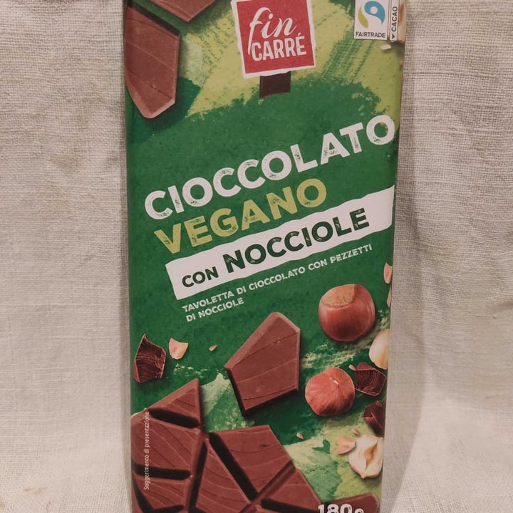photo of Fin Carré Cioccolato con nocciole shared by @lmariantoni on  29 Mar 2022 - review
