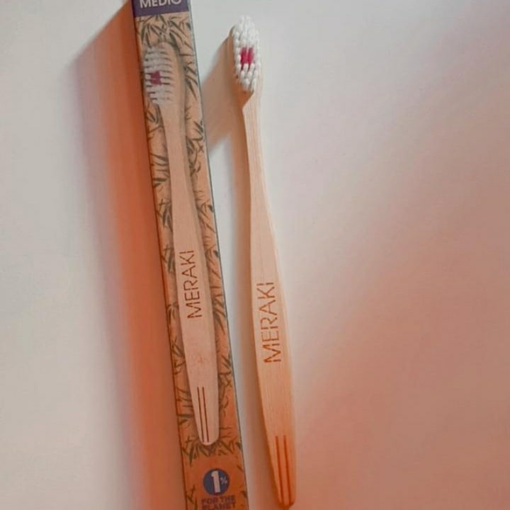review photo of Meraki Cepillos de Dientes de Bambú para Adultos shared by @eileem on 16 Dec 2020 - review