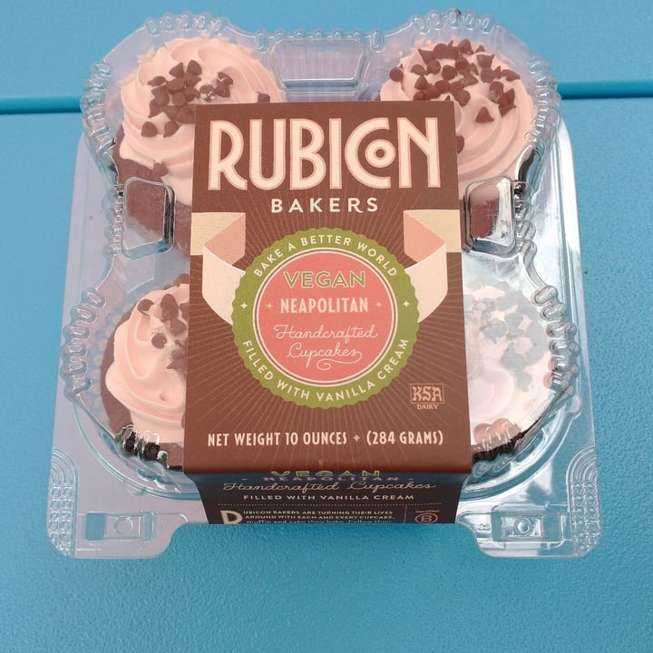 review photo of Rubicon Bakers Vegan Nepolitan Handcrafted Cupcakes shared by @universo on 06 Jun 2021 - review