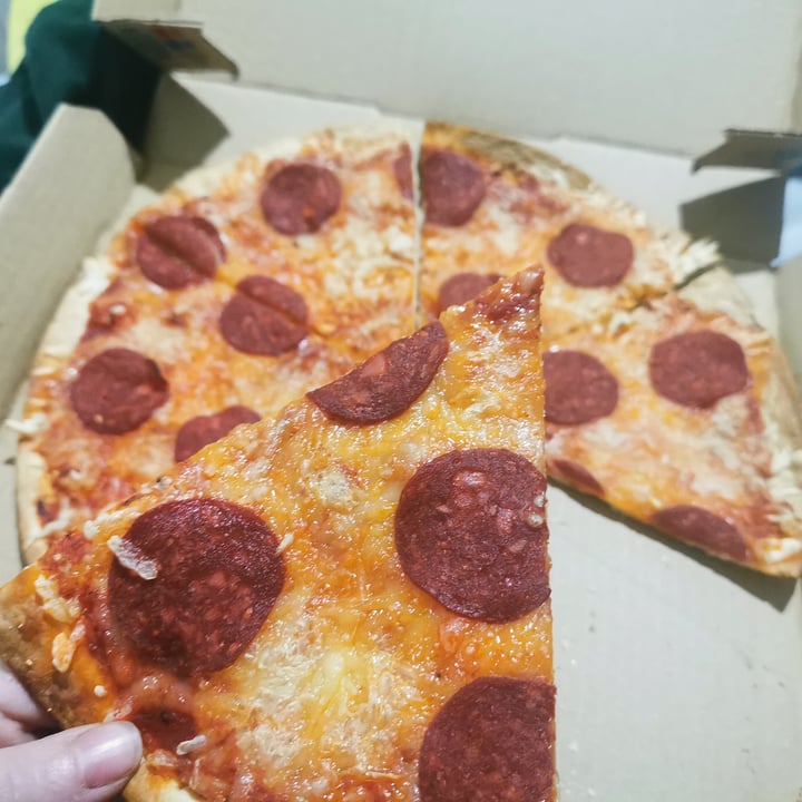 review photo of Domino's Pizza Pizza vegana de peperoni shared by @nesiloura on 29 Jan 2023 - review