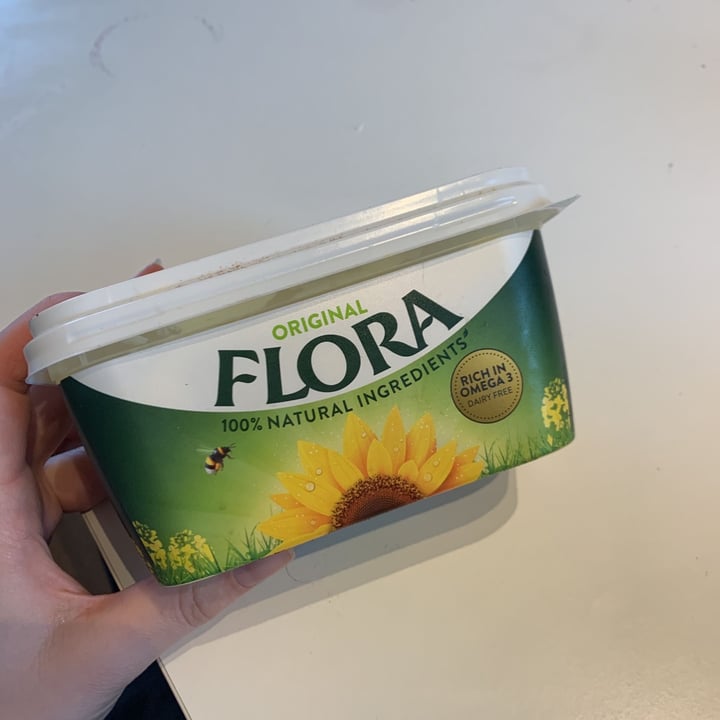 photo of Flora Dairy-free Flora 100% Plant Goodness shared by @greerscott on  18 Jan 2021 - review
