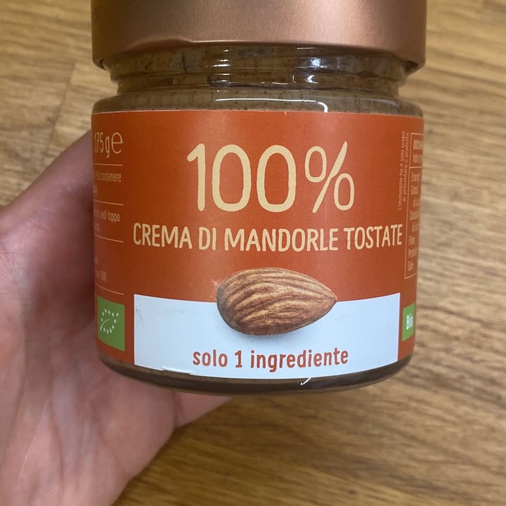 photo of Euro Company food for change 100% crema di mandorle tostate shared by @amelia78 on  27 Oct 2022 - review