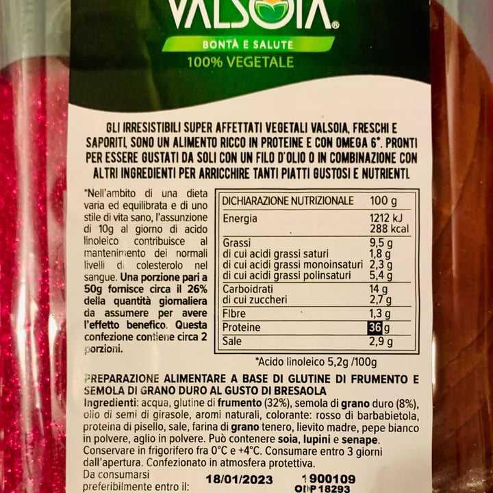 photo of Valsoia L'IRRESISTIBILE SUPER AFFETTATO GUSTO BRESAOLA shared by @gingersaint on  02 Dec 2022 - review