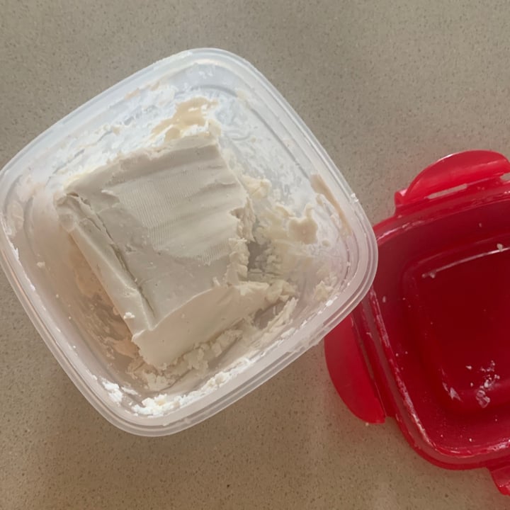 photo of Miyoko's Creamery European Style Cultured Vegan Butter Hint of Sea Salt shared by @katyinmpls on  26 Oct 2020 - review