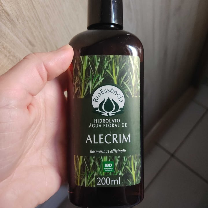 photo of Bio Essência Hidrolato De Alecrim shared by @lilicarvalho on  28 Jul 2022 - review