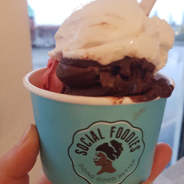 review photo of Social Foodies, Østerbro 3 Scoop Ice Cream shared by @liedsv on 21 Feb 2022 - review