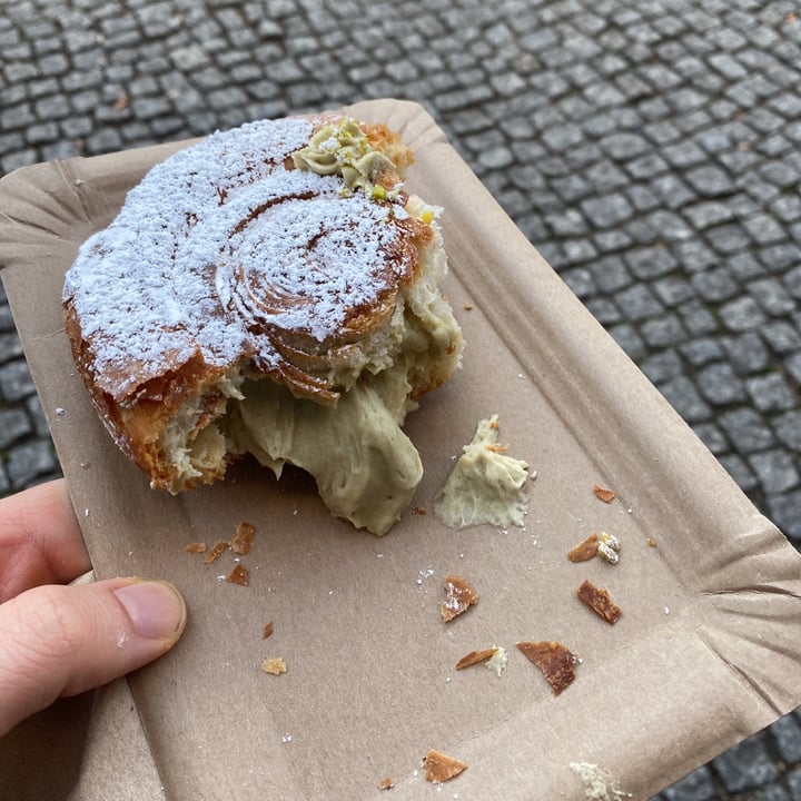 review photo of The Sanctuary Berlin Girella Pistacchio shared by @m6r on 07 Nov 2022 - review