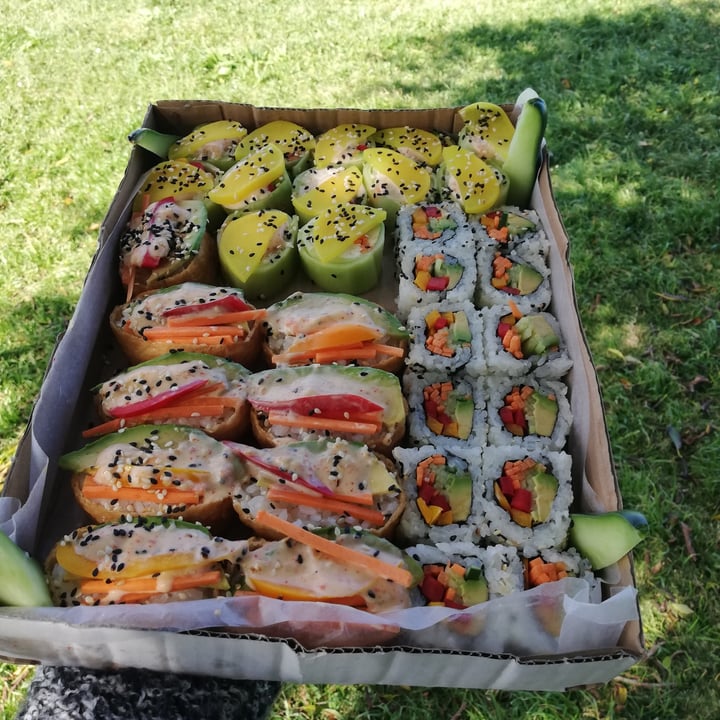 photo of Earth Deli Sushi platter shared by @simonel on  10 Oct 2020 - review