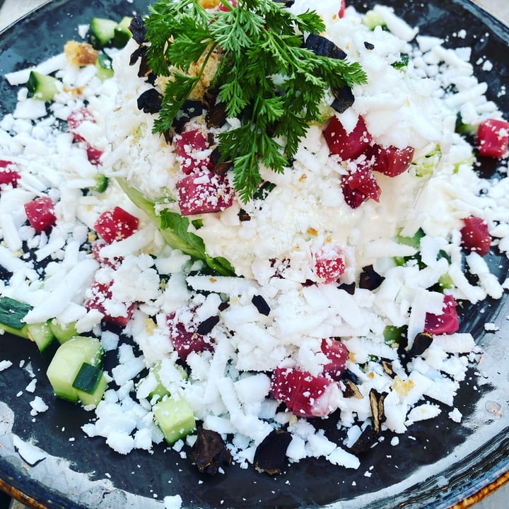 review photo of Nic's On Beverly Iceberg wedge salad shared by @mamtavalderrama on 08 Apr 2022 - review