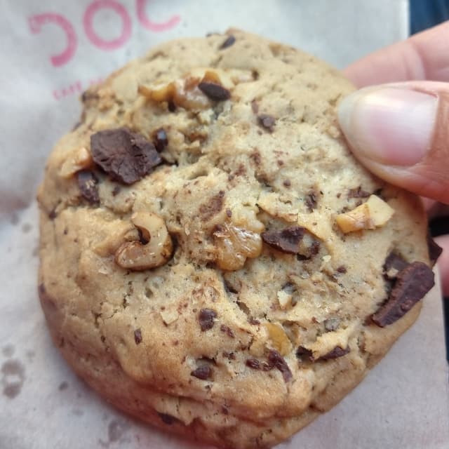 Foto del piatto “Cookie Con Chocolate Y Nuez”