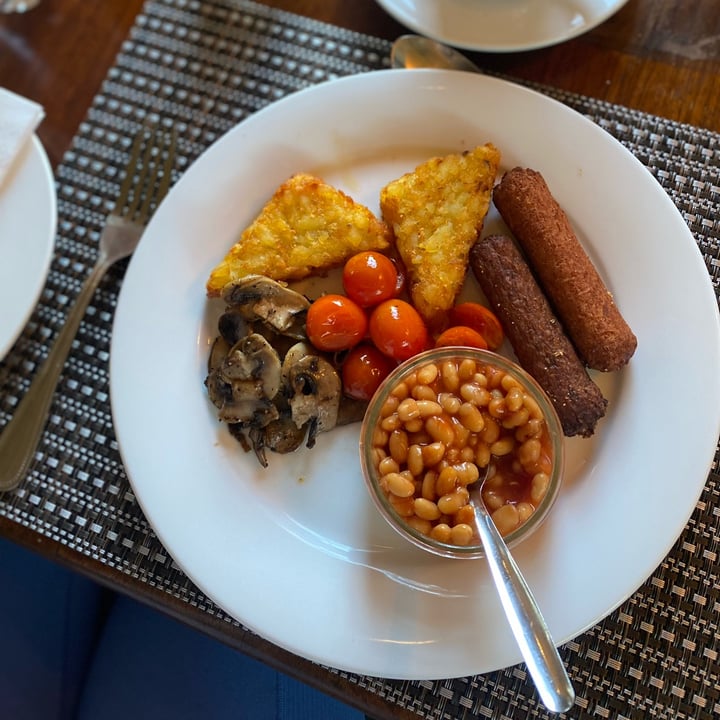 review photo of Hook House Vegan Full English Breakfast shared by @bronwynpaige on 17 Oct 2022 - review