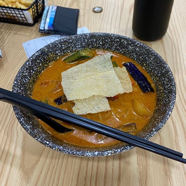 photo of SHU Vegetarian Curry Noodles shared by @elliott96 on  18 Dec 2020 - review