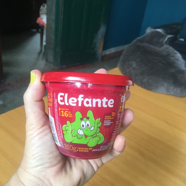 photo of Elefante Extrato De Tomate shared by @cristinamorim on  02 Nov 2021 - review