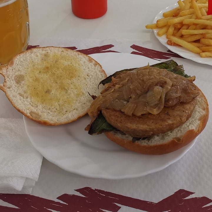review photo of Cal Manel Burger blackfish shared by @aaronchoi on 15 Apr 2021 - review