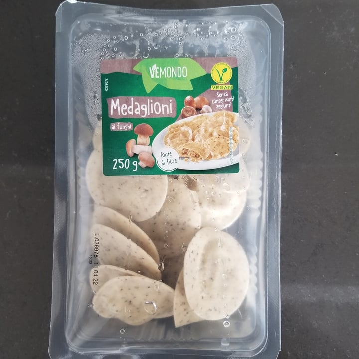 photo of Vemondo Medaglioni ai funghi shared by @mikimiki on  25 Mar 2022 - review