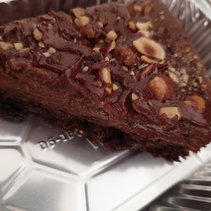 review photo of Omirô Cozinha Vegana Afetiva Torta Brownie shared by @lucasprimon on 14 Dec 2022 - review