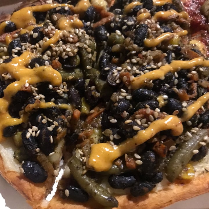 photo of Pizza Vegana San Telmo Pizza Mexicana shared by @neptuneakale on  29 Dec 2021 - review