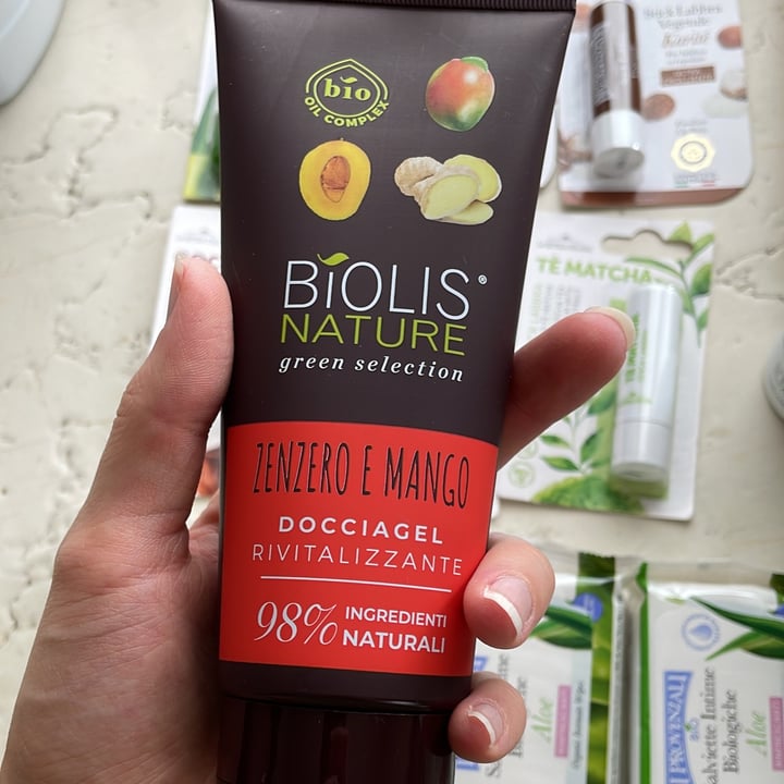 photo of BIOLIS NATURE green selection Docciagel Rivitalizzante Zenzero e Mango shared by @veronicabrazzale on  25 Nov 2022 - review