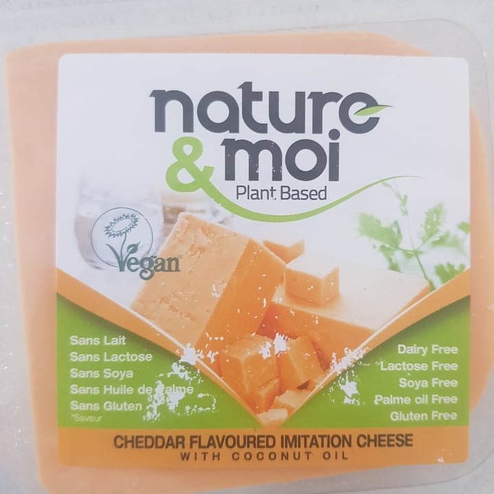 photo of Nature & Moi Cheddar Block Cheese shared by @carienlieb on  25 Aug 2021 - review