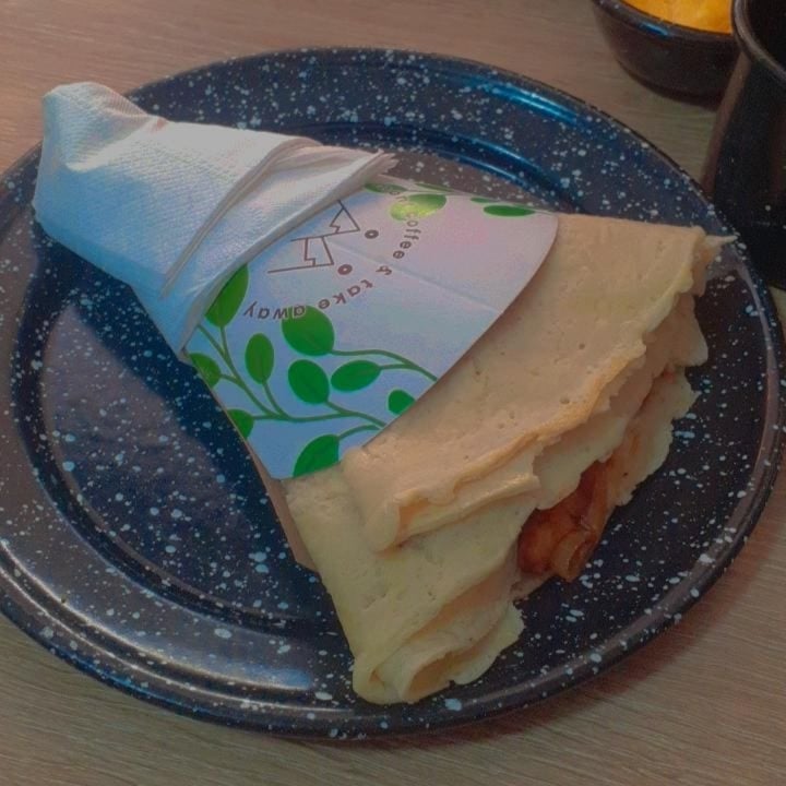 photo of Mönt take away crepe no carne shared by @candemagali on  29 Oct 2021 - review