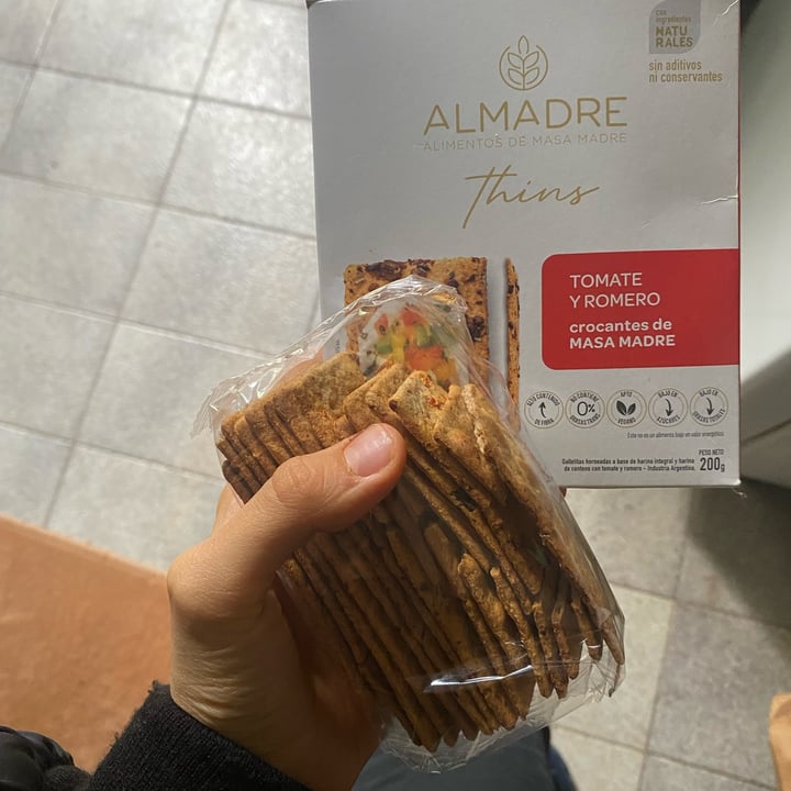 photo of Almadre Thins Romero Y Tomate shared by @inespressable on  21 Oct 2022 - review