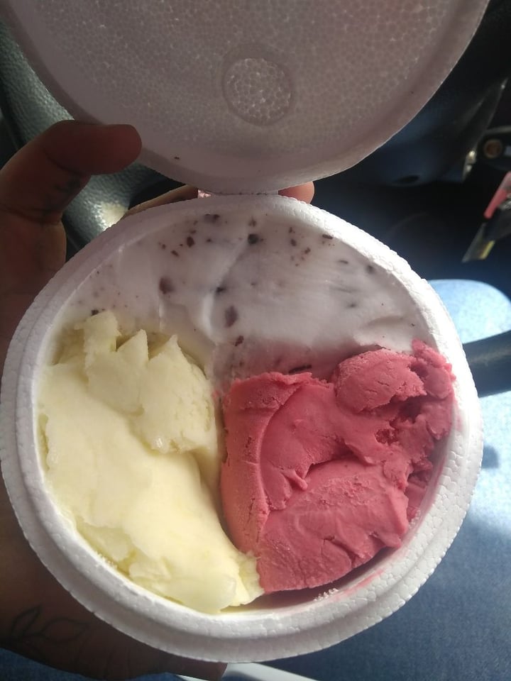 photo of Cormillot Helados Frutales shared by @camox on  11 Dec 2019 - review