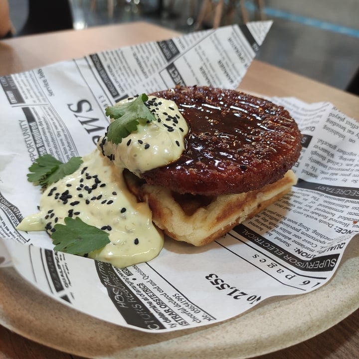 review photo of Fina filipina Veggie Korean Chicken N Waffle shared by @veganisaurus on 13 Jul 2022 - review