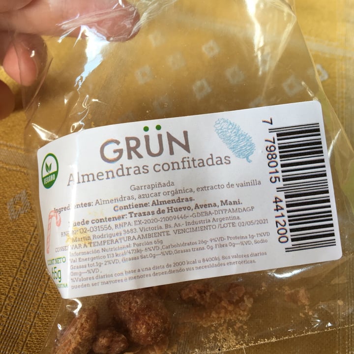 review photo of Grün Orgánico Almendras Confitadas shared by @sofcarena on 09 Jan 2021 - review