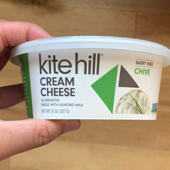 review photo of Kite Hill Cream Cheese Alternative Chive shared by @veggiefren on 30 May 2022 - review