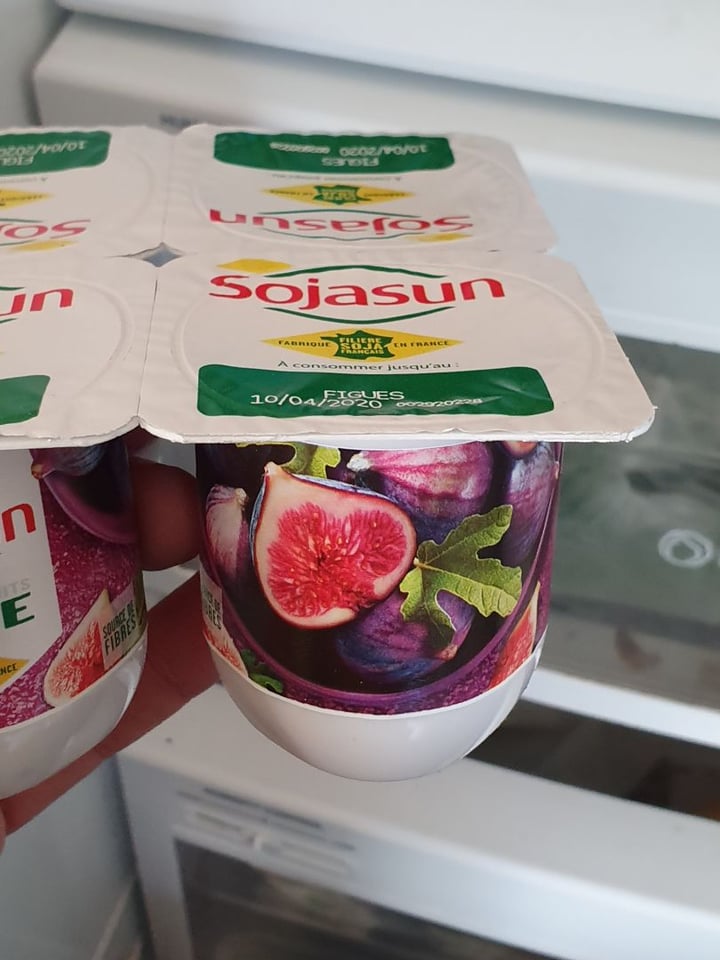 photo of Sojasun Yogurt Higo-Figue shared by @vegfr on  16 Mar 2020 - review