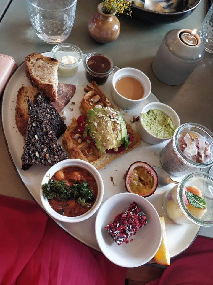 photo of Cafe Ñ Brunch Plate shared by @nondairycheese on  09 Apr 2019 - review