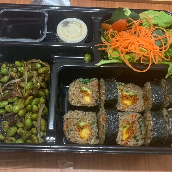 photo of Sushi Itto Vegan box shared by @bsmv on  10 Oct 2020 - review