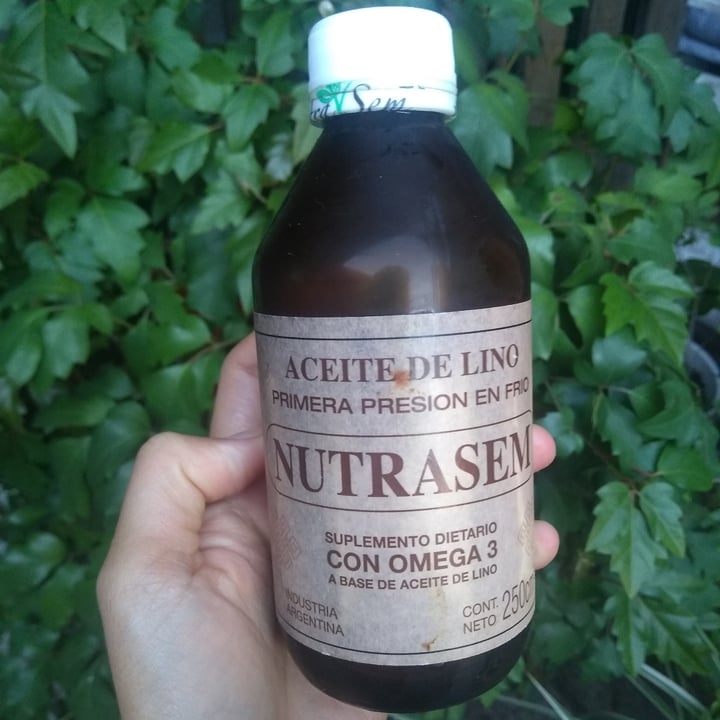 photo of Nutrasem Aceite De Lino Prensado En Frio shared by @flornijas on  04 Apr 2021 - review