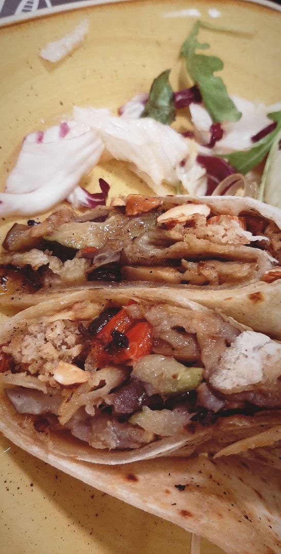 review photo of O’vita Wraps Vegan shared by @veganvale on 17 Feb 2020 - review