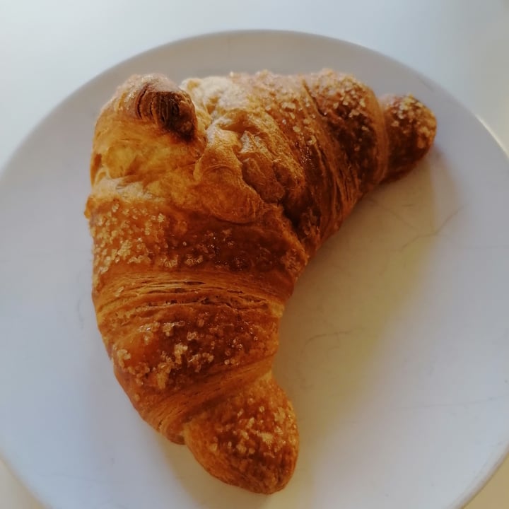 photo of 38F COFFEE Croissant vegano nocciole e cacao shared by @lauzab on  05 Apr 2022 - review