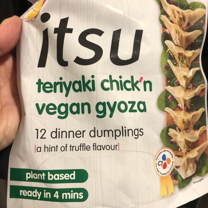 photo of itsu Terriyaki Chick’n Vegan Gyoza shared by @cloudnineberry on  18 Nov 2021 - review