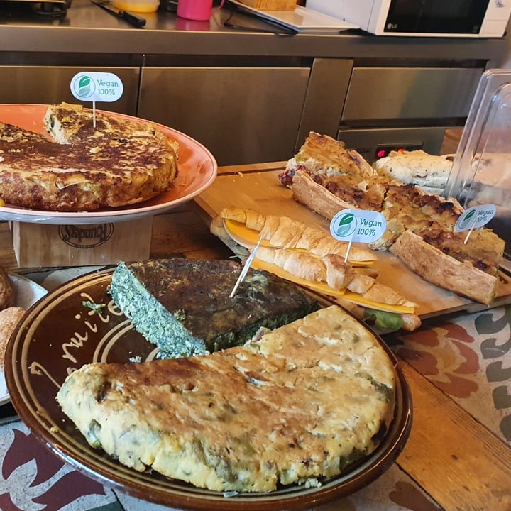 photo of The Vegan Corner Quiche shared by @martini on  23 Jun 2022 - review